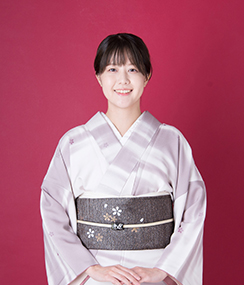 中西呉服店STAFF　森 仁美